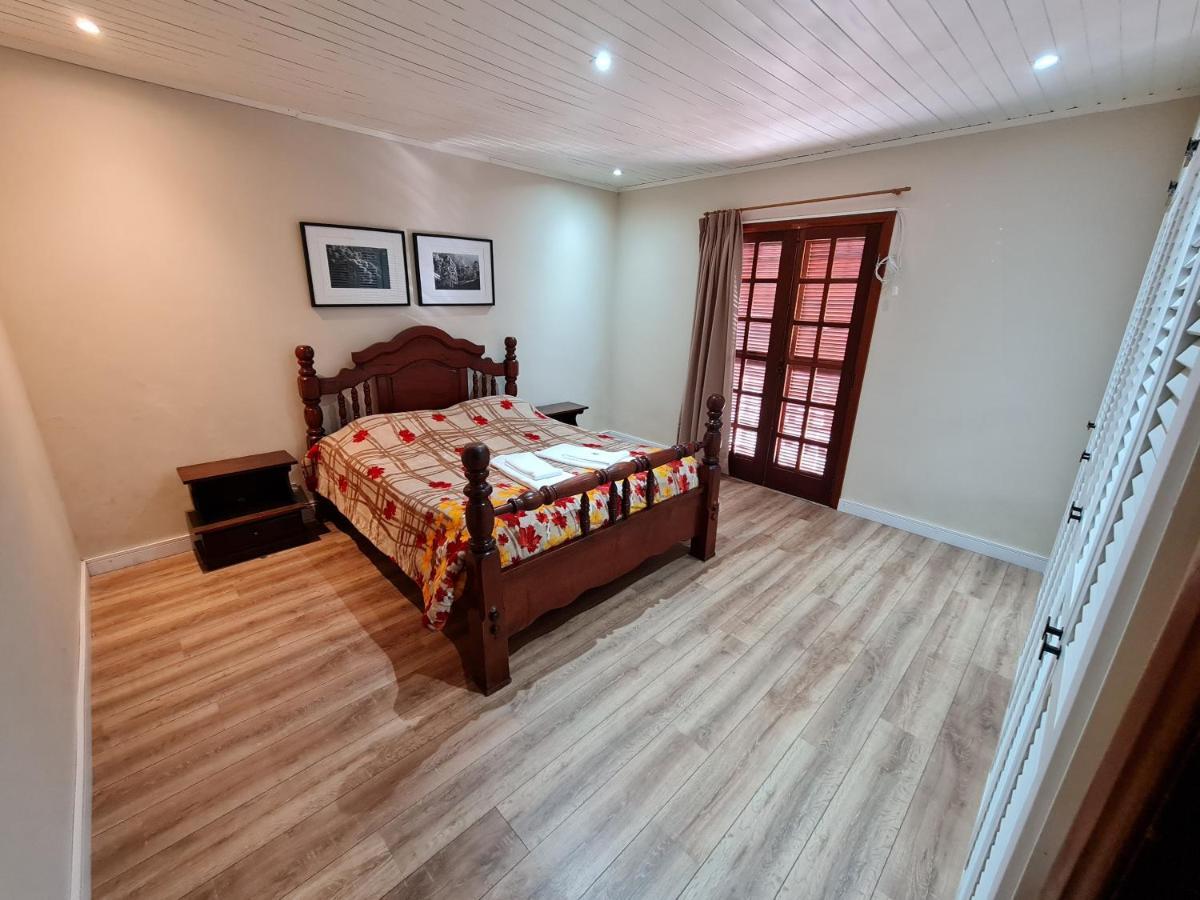 Casa Vila Telma Campos do Jordão Екстериор снимка